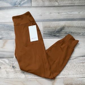 Lululemon NWT align high rise joggers